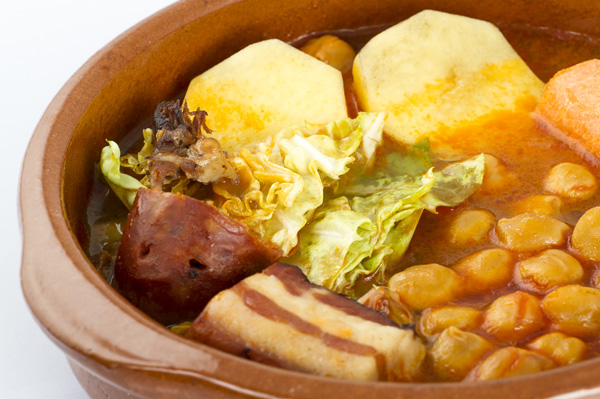 receta-cocido-pueblo-puchero-barro